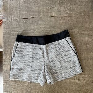 Micro Short black and cream